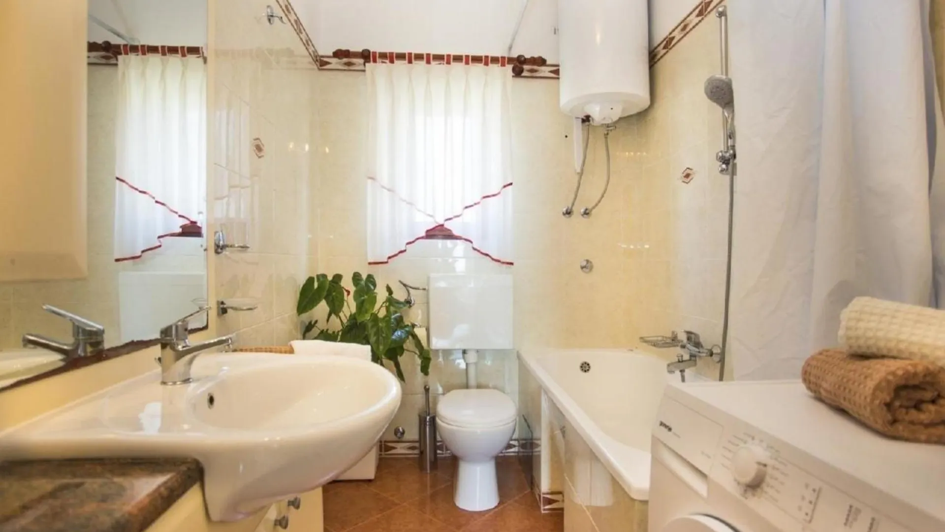 Ferienhaus Im Dorf Kujici Hreljici